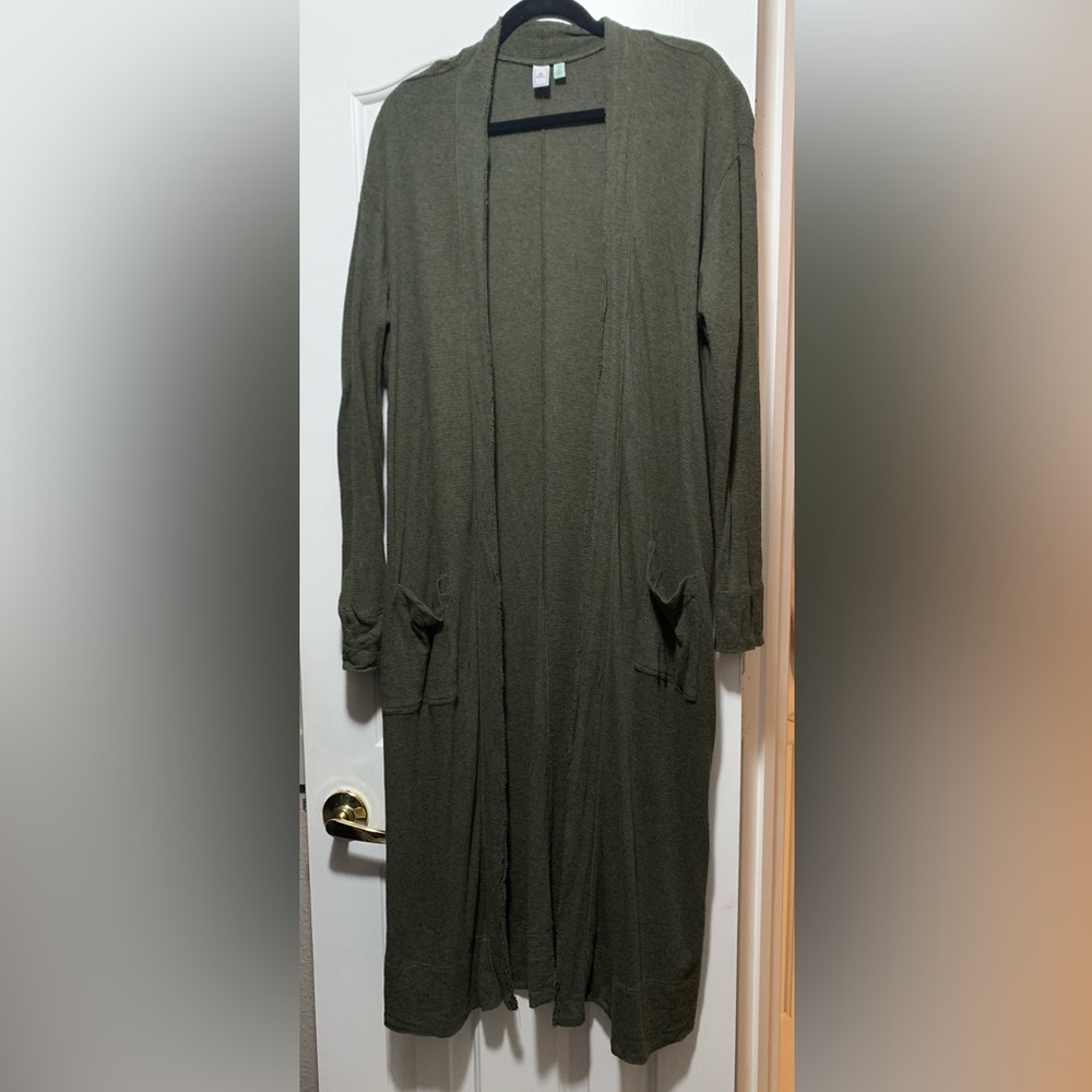 Long cardigan with pockets, olive green